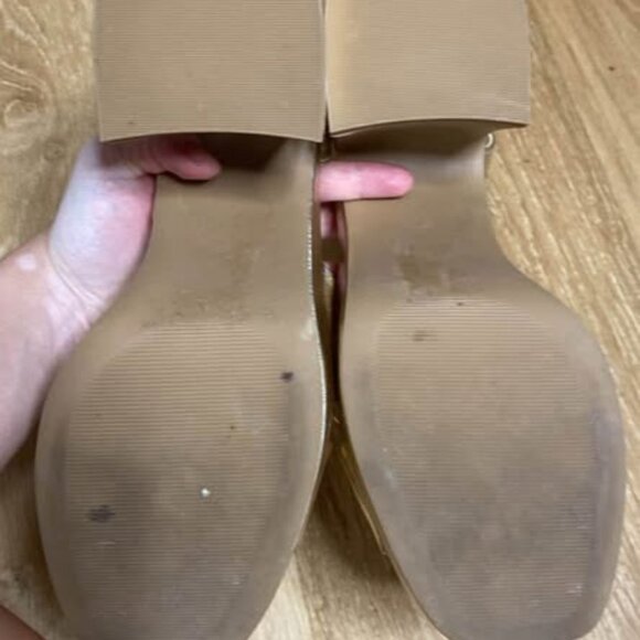 Soda Platform Heel Shoes Womens Size 10 Gold Strappy Block Sandals Chunky Heels - Picture 4 of 4